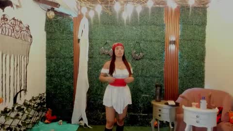 Hannahill69 online show from October 31, 7:20 am