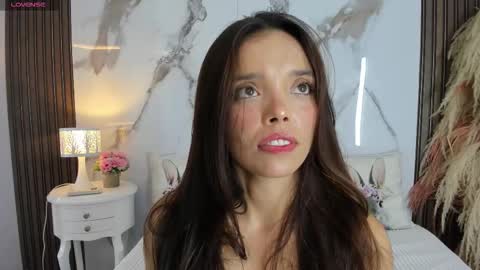 Hannahill69 online show from March 7, 5:18 am