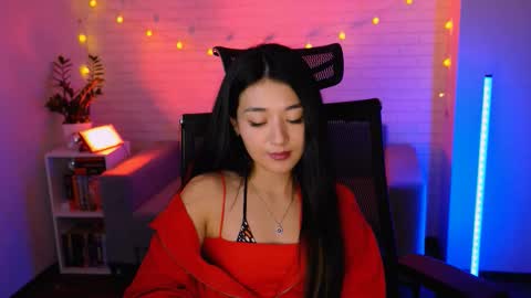 hannarosie online show from November 12, 9:39 pm