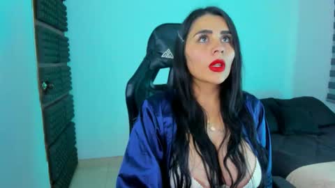 Hanna  online show from February 24, 9:51 pm