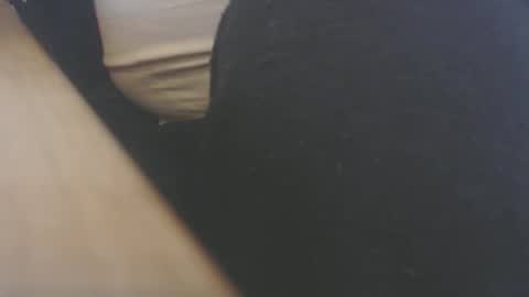 Snapshot of hannes_k chatting on October 16, 5:51 am hannes_k online show from October 16, 5:51 am