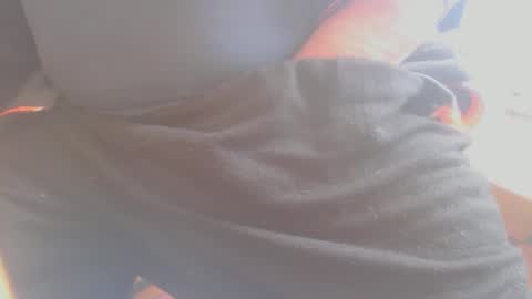 Snapshot of hannes_k chatting on September 18, 10:30 am hannes_k online show from September 18, 10:30 am