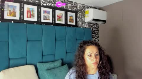 Hanny  online show from January 11, 2:34 pm