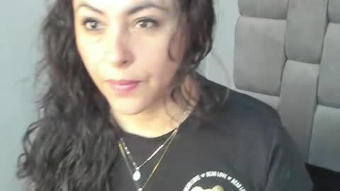 Snapshot of hanny_milf_ chatting on September 23, 12:10 pm HANNY online show from September 23, 12:10 pm