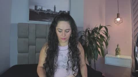 Snapshot of hanny_milf_ chatting on September 14, 12:17 pm HANNY online show from September 14, 12:17 pm