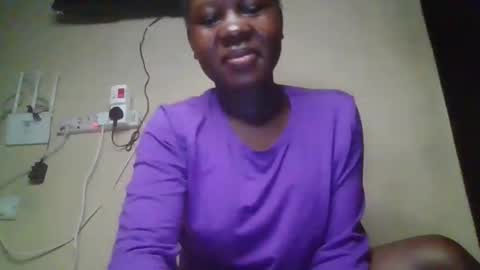 happy_dimple online show from November 4, 8:32 pm