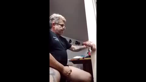 happydick69a online show from January 31, 8:17 pm