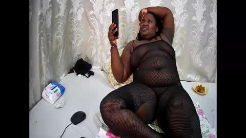 happysonia online show from September 15, 10:50 am