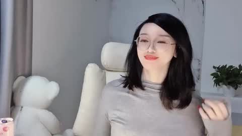 Daisy online show from March 4, 5:13 pm