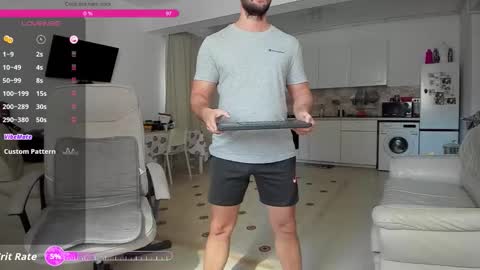 Snapshot of hard_chriss chatting on September 18, 7:45 am Hard Cock online show from September 18, 7:45 am