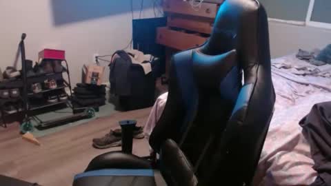 hardcock8232 online show from April 2, 10:22 am