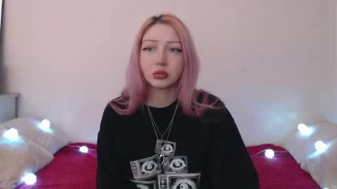 Emily online show from April 19, 8:55 pm