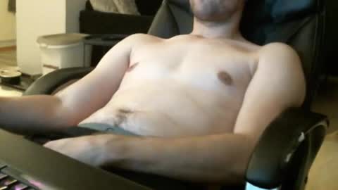 hardfucklover1 online show from December 5, 2:26 pm