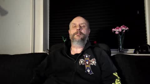 MrLazy online show from February 24, 7:06 pm