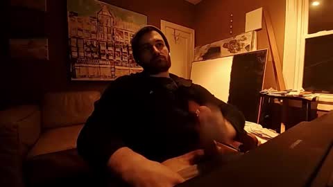 Tom online show from November 25, 4:00 am