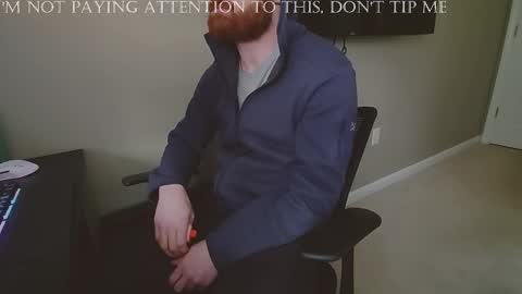 Tom online show from December 5, 5:44 pm