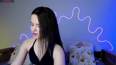 Snapshot of harleen_moore chatting on March 2, 7:45 pm Harleen online show from March 2, 7:45 pm