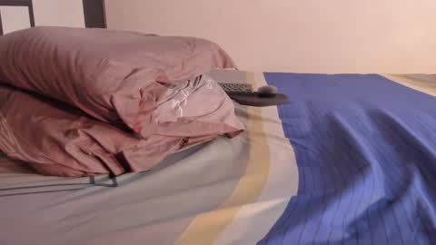 Annie online show from February 17, 6:56 am