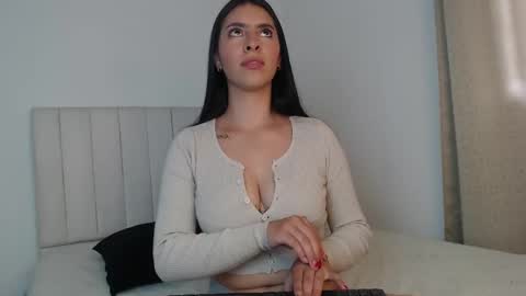Snapshot of harmony_lam chatting on October 23, 4:41 pm HARMONY online show from October 23, 4:41 pm