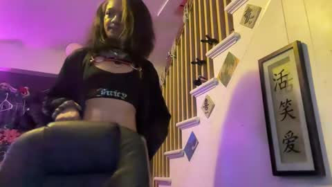 Nicky online show from February 16, 11:16 pm