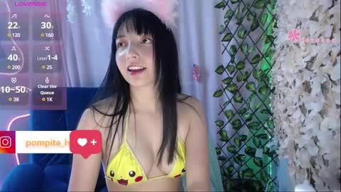 Snapshot of harmonys_couple_ chatting on March 1, 9:37 pm Harmonys World online show from March 1, 9:37 pm