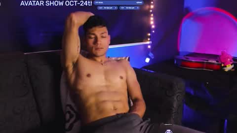Snapshot of harrydavidsonx chatting on October 17, 5:55 am ... online show from October 17, 5:55 am