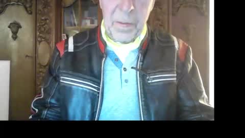 hot n  nasty online show from April 16, 9:50 pm