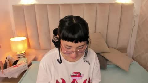 Haru Bonny online show from January 8, 7:42 pm