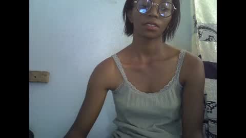 Snapshot of harysette chatting on February 18, 7:54 am harysette online show from February 18, 7:54 am