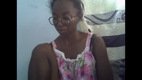 Snapshot of harysette chatting on January 10, 9:34 am harysette online show from January 10, 9:34 am