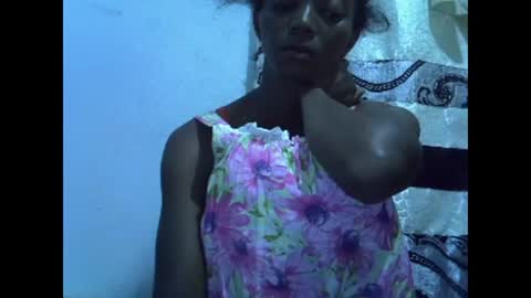 Snapshot of harysette chatting on February 6, 2:44 am harysette online show from February 6, 2:44 am