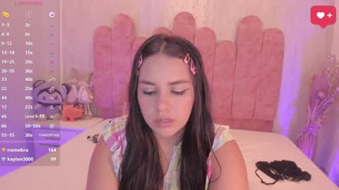 Snapshot of hasret_sesim chatting on February 9, 4:14 am hasret_sesim online show from February 9, 4:14 am