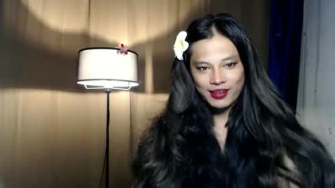 LALA A online show from October 18, 9:24 am