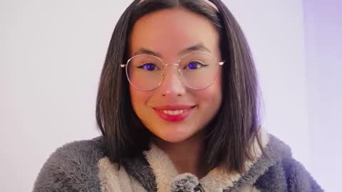 hawaiibliss_18 online show from January 12, 8:05 pm