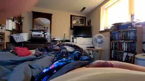 hawkfan1888 online show from February 9, 10:21 pm