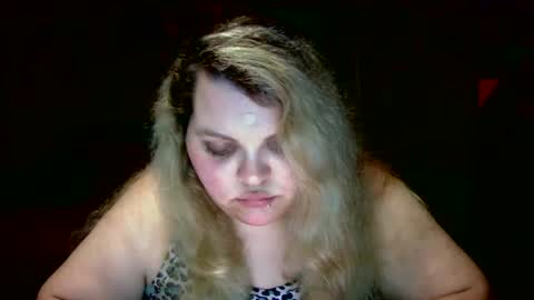 Snapshot of hazeleyez97 chatting on September 29, 6:12 am Hazeleyez97 online show from September 29, 6:12 am