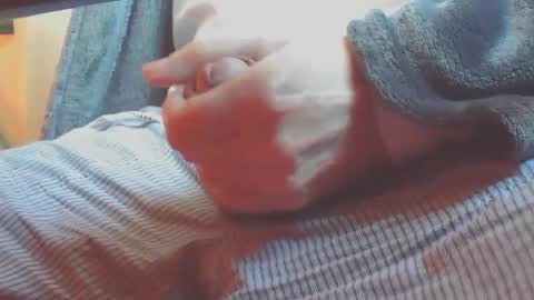 Snapshot of hdmaturecutcock chatting on December 8, 9:35 am Eddy online show from December 8, 9:35 am