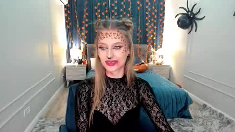 heartedlove_1 online show from October 13, 11:56 am