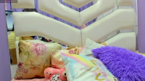 heavenlybump online show from March 31, 9:59 pm