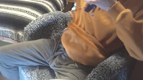 hecomesagain online show from November 17, 11:51 pm