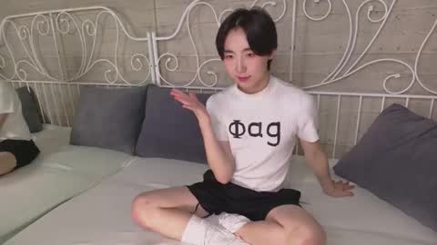 Snapshot of heejinwang chatting on October 11, 8:34 pm HEEJIN online show from October 11, 8:34 pm