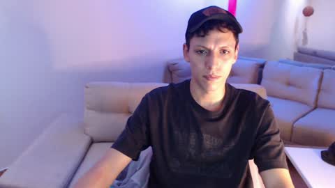 hefesto_69 online show from February 1, 10:23 pm