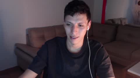 hefesto_69 online show from January 14, 11:05 pm