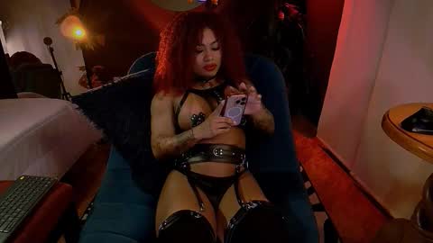 Heidi  online show from February 14, 2:03 am