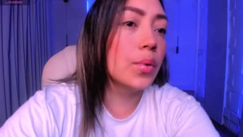 Snapshot of heidy_jhons chatting on October 2, 3:16 am Heidy online show from October 2, 3:16 am