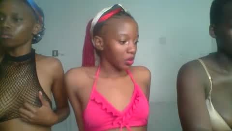 heilybunny online show from April 2, 9:22 pm