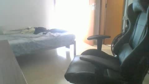 Snapshot of heitorcp1 chatting on October 8, 1:50 pm heitorcp1 online show from October 8, 1:50 pm