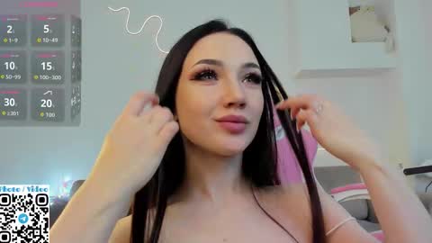 Snapshot of helen_spark chatting on September 19, 3:21 am helen_spark online show from September 19, 3:21 am