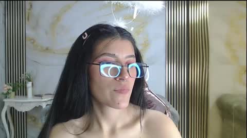 Snapshot of helena1_s chatting on October 7, 8:16 pm helena1_s online show from October 7, 8:16 pm