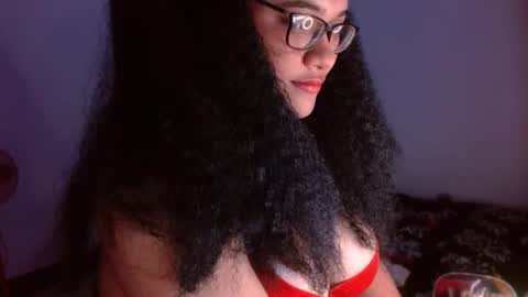 Helena online show from January 7, 3:02 pm